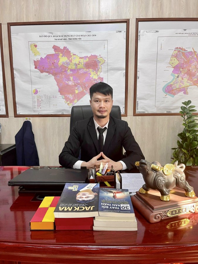 Chủ Tịch Tập Đoàn Thành Đạt