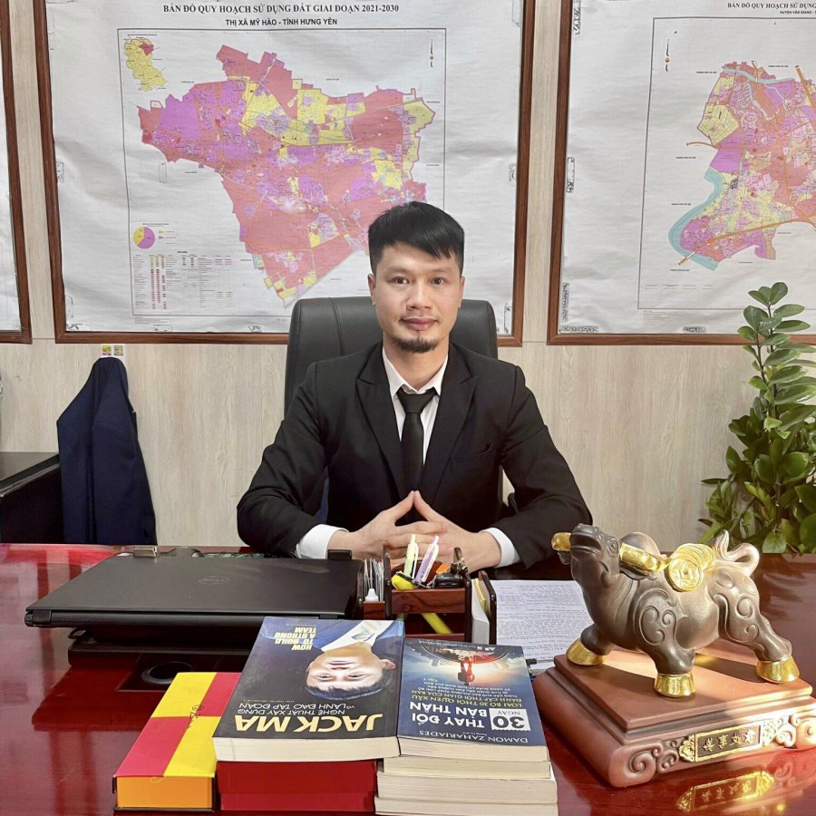 Tỷ Phú Môi Giới Bất Động Sản